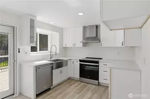 3925 N Visscher St, Tacoma, WA 98407 - Photo 11