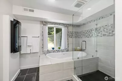 8621 NW Anderson Hill Road, Silverdale, WA 98383 - Photo 29
