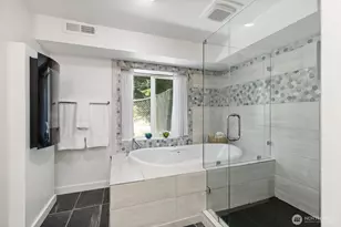 8621 NW Anderson Hill Rd, Silverdale, WA 98383 - Photo 29