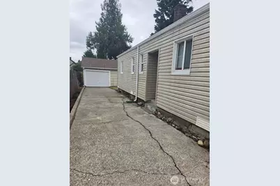 1720 Snyder Avenue, Bremerton, WA 98312 - Photo 5