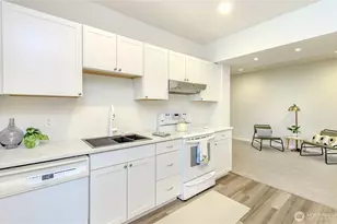 13617 SE 197th Pl, Renton, WA 98058 - Photo 17