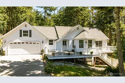 620 Coronado Avenue, Coupeville, WA 98239 - Photo 3