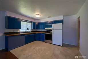 1308 W Main St, Centralia, WA 98531 - Photo 5
