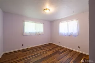 1308 W Main St, Centralia, WA 98531 - Photo 7