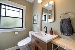 920 N Sheridan Ave, Tacoma, WA 98403 - Photo 17