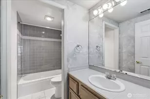 9240 S 240th Pl, Kent, WA 98030 - Photo 19