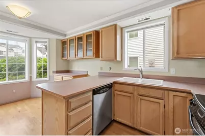 9240 S 240 Place, Kent, WA 98030 - Photo 7