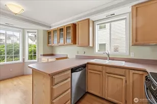 9240 S 240th Pl, Kent, WA 98030 - Photo 7
