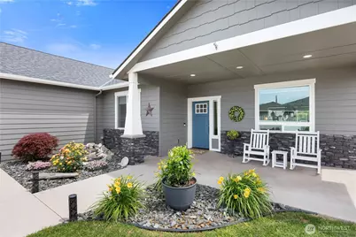 821 S Mary Avenue, East Wenatchee, WA 98802 - Photo 3