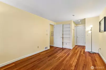 1111 10th Avenue E #20, Seattle, WA 98102 - Photo 15