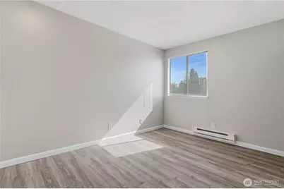 4526 S Henderson Street, Seattle, WA 98118 - Photo 13