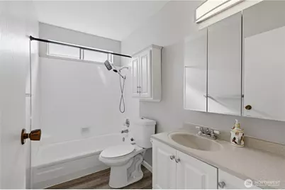 4526 S Henderson Street, Seattle, WA 98118 - Photo 15