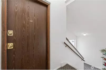4526 S Henderson Street, Seattle, WA 98118 - Photo 9
