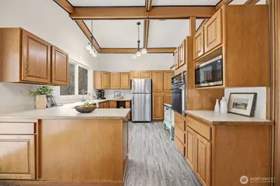 15216 23rd Place W, Lynnwood, WA 98087 - Photo 17