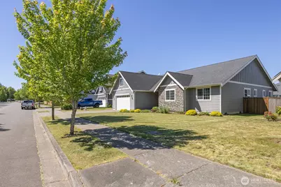 803 Mapleridge Drive, Everson, WA 98247 - Photo 3