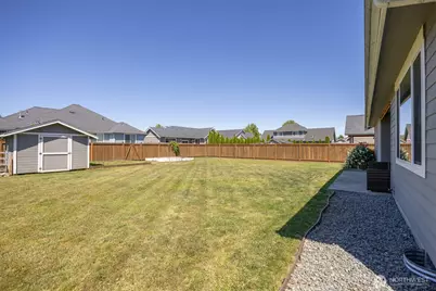 803 Mapleridge Drive, Everson, WA 98247 - Photo 37