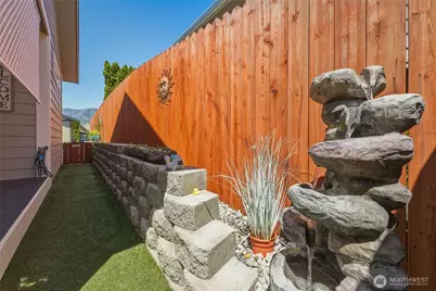 404 Ridgewood Drive, Manson, WA 98831 - Photo 35