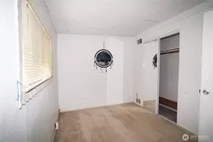 2544 NE 90th St, Seattle, WA 98115 - Photo 11