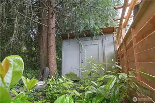 2544 NE 90th St, Seattle, WA 98115 - Photo 7