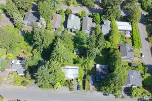 2544 NE 90th St, Seattle, WA 98115 - Photo 21