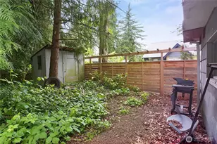 2544 NE 90th St, Seattle, WA 98115 - Photo 5