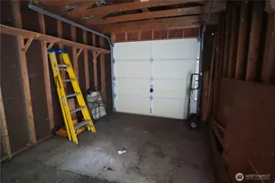 2544 NE 90th St, Seattle, WA 98115 - Photo 19