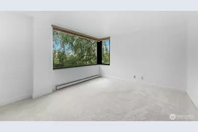 521 5th Avenue W #306, Seattle, WA 98119 - Photo 17