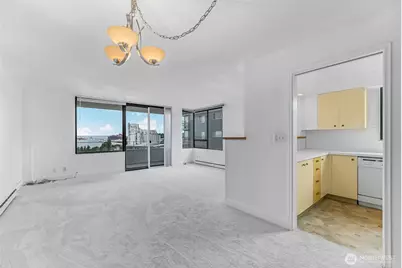 521 5th Avenue W #306, Seattle, WA 98119 - Photo 5
