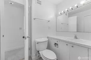 521 5th Ave W, Seattle, WA 98119 - Photo 15