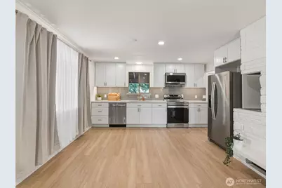 1366 SE Se High Ridge Ct, Port Orchard, WA 98367 - Photo 5