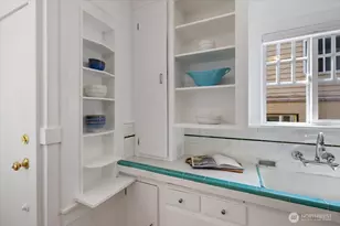 7528 14th Ave SW, Seattle, WA 98106 - Photo 9