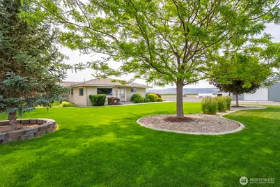 13373 Adams Road S, Royal City, WA 99357 - Photo 1