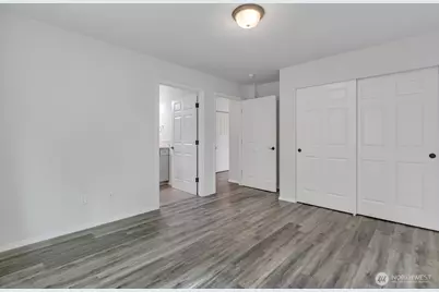 7215 36th Street W, University Place, WA 98466 - Photo 9