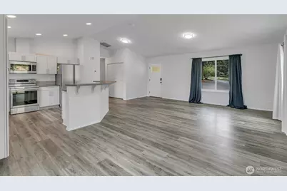 7215 36th Street W, University Place, WA 98466 - Photo 5