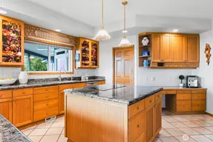 184 Dow Ridge Dr N, Eatonville, WA 98328 - Photo 11
