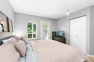 17300 91st Ave NE, Bothell, WA 98011 - Photo 9