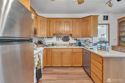 20804 SE 450th Street, Enumclaw, WA 98022 - Photo 11