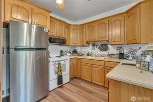 20804 SE 450th St, Enumclaw, WA 98022 - Photo 9