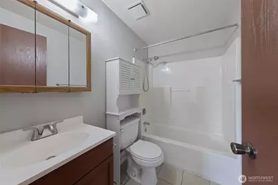 361 Earlington Avenue SW, Renton, WA 98057 - Photo 13