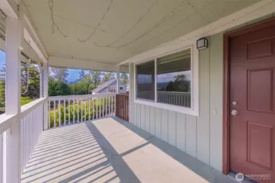 361 Earlington Avenue SW, Renton, WA 98057 - Photo 3