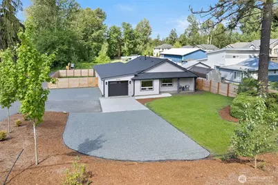 20103 75th Avenue NE, Kenmore, WA 98028 - Photo 1