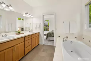 1823 145th Pl SE, Bellevue, WA 98007 - Photo 23