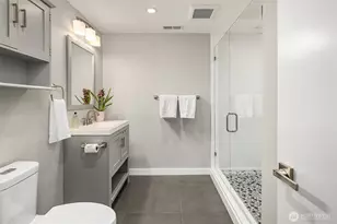 895 NW Elford Dr, Seattle, WA 98177 - Photo 15