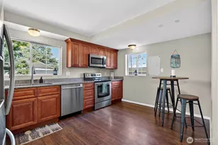 1209 36th St, Seaview, WA 98644 - Photo 5
