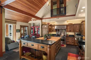 20530 SE 19th St, Sammamish, WA 98075 - Photo 11