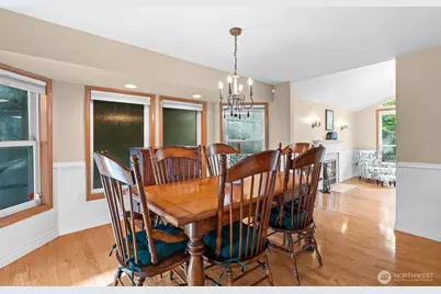 1860 Overview Drive NE, Tacoma, WA 98422 - Photo 9