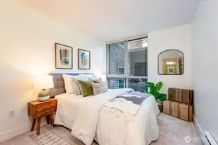 530 Broadway E, Seattle, WA 98102 - Photo 11