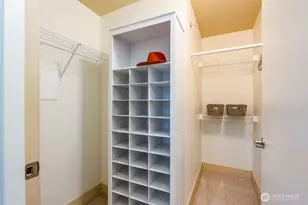 530 Broadway E, Seattle, WA 98102 - Photo 13