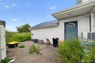 9801 Lenhart Rd, Sumas, WA 98295 - Photo 3
