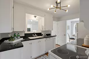 11549 8th Ave NE, Seattle, WA 98125 - Photo 9